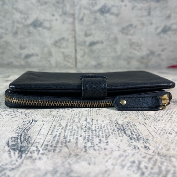 Fossil Becca Black Leather Wristlet / Wallet - Picture 6 of 9